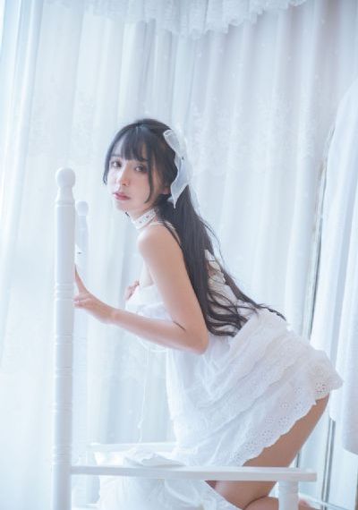 女大学生沙龙电影