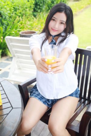 年轻的邻居的阿姨3