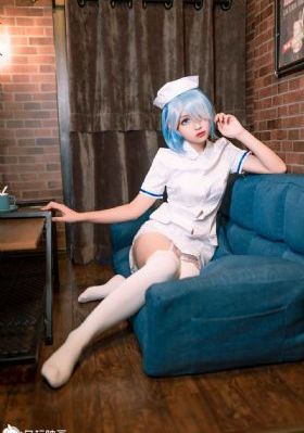 红色骆驼