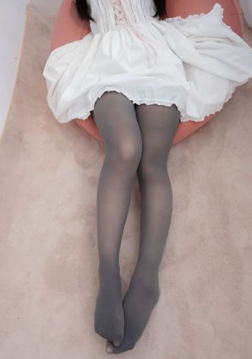 漂亮女邻居
