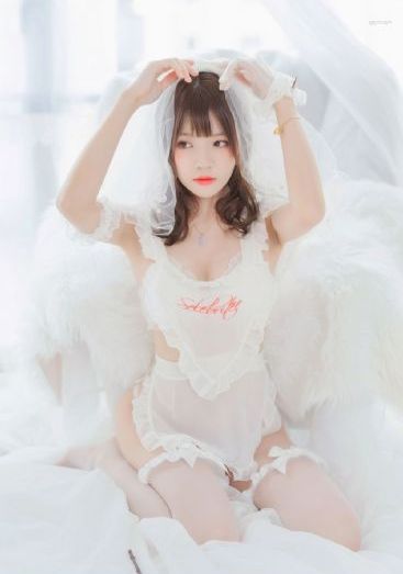 顶女人臀部泄精视频