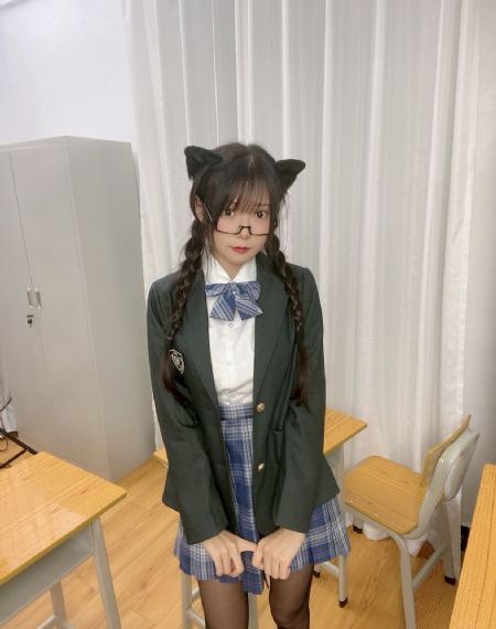 《活着》韩国丧尸片