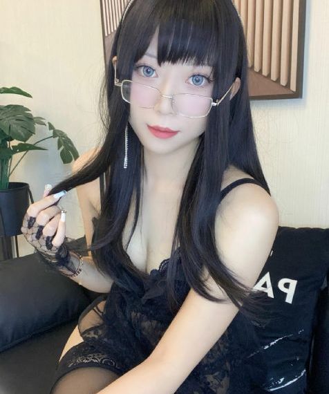 男生插入女生